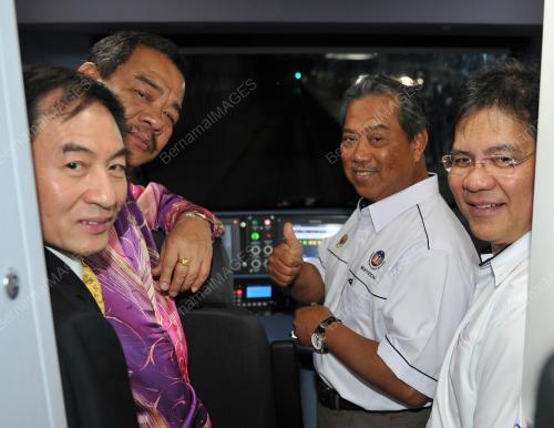 KL37_08032012_MYKOMUTER