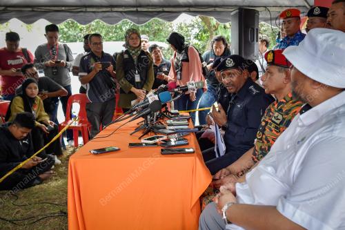 DATUK HUSSEIN OMAR KHAN