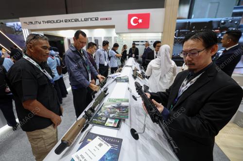 PAMERAN PERKHIDMATAN PERTAHANAN ASIA (DSA)