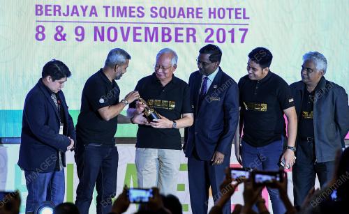 KL37_08112017_MSMW