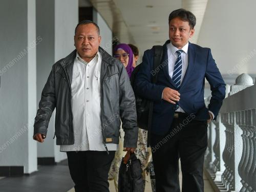 KES IKLAN HAJI TANPA LESEN