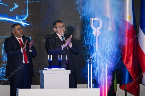 DATUK HASBI HABIBOLLAH