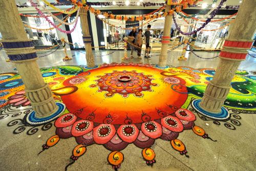 KL37_09112015_KOLAM