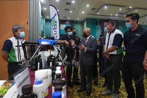 DATUK SERI DR RONALD KIANDEE