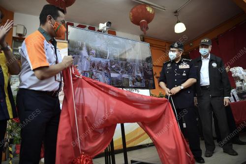 DATUK SERI MAZLAN LAZIM