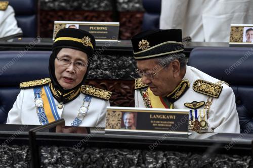 KL37_11032019_AGONG_BN201903082809