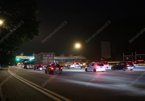 TINJAUAN ALIRAN TRAFIK BALIK MENGUNDI