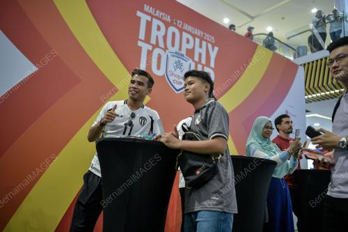 JELAJAH TROFI ASEAN PIALA SHOPEE