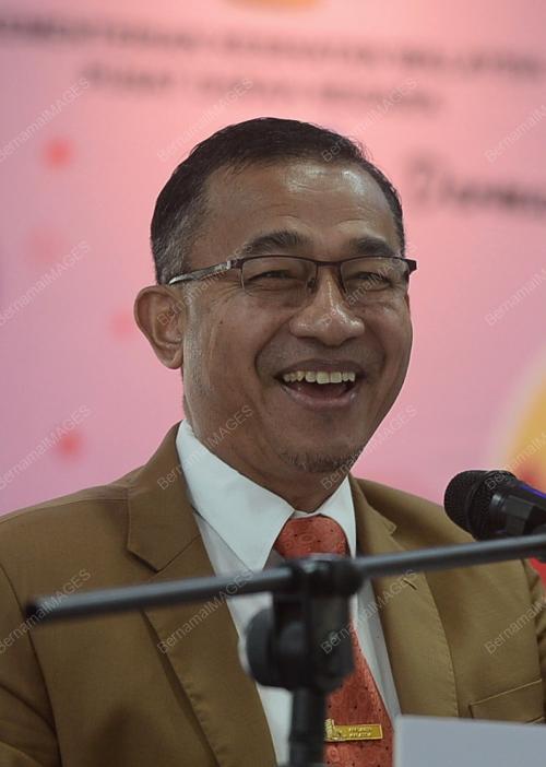 DATUK DR NOOR AZMI GHAZALI
