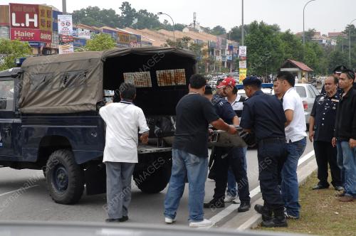 PEROMPAK MATI DITEMBAK