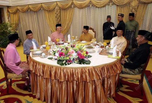 TUANKU MIZAN ZAINAL ABIDIN