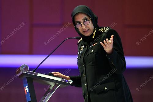 LATHEEFA KOYA