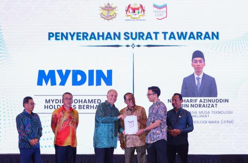 DATUK SERI KHALED NORDIN
