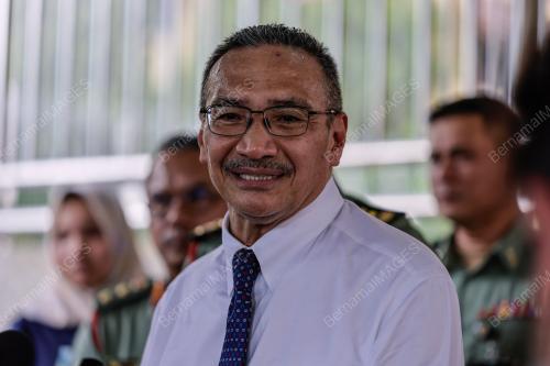DATUK SERI HISHAMMUDDIN TUN HUSSEIN