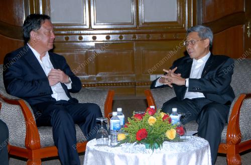 DATUK SERI MUSTAPA MOHAMED