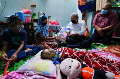 TAN SRI ANNUAR MUSA