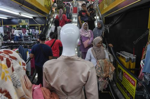 TINJAUAN PERSIAPAN HARI RAYA