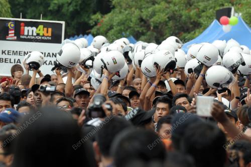 KL37_15072012_IM4U
