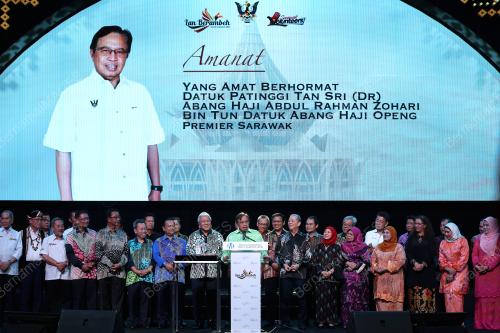 TAN SRI ABANG JOHARI TUN OPENG