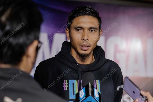 MOHD RAZMAN ROSLAN