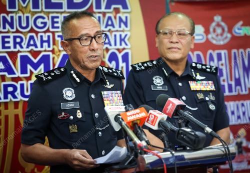 DATUK MOHD AZMAN AHMAD SAPRI