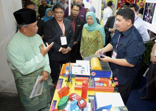 KL37_16052014_HARI_GURU
