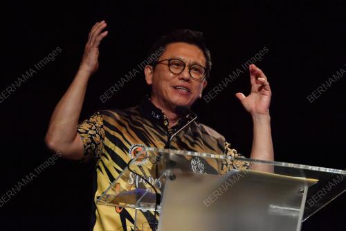 DATUK SERI TI LIAN KER