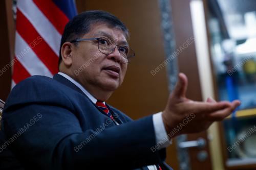 TAN SRI JOHARI ABDUL