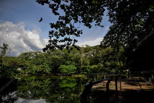 ZOO NEGARA KEMBALI ALAMI KRISIS KEWANGAN