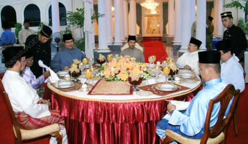 TUANKU MIZAN ZAINAL ABIDIN