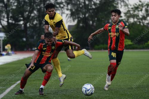 PERLAWANAN PERSAHABATAN SKUAD B-22 NEGARA VS KEDAH DARUL AMAN FC
