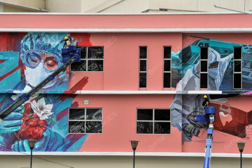 LUKISAN MURAL BARISAN HADAPAN DI INSTITUT JANTUNG NEGARA