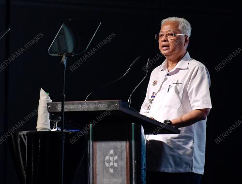 DATUK SERI ISMAIL SABRI YAAKOB
