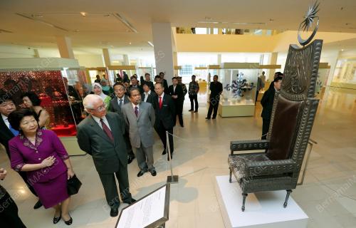 KL37_19092013_TONY_MUZIUM