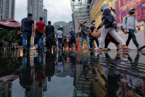 HUJAN DI BANDARAYA KUALA LUMPUR