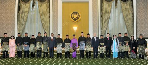 KL37_20032013_AGONG_TYT