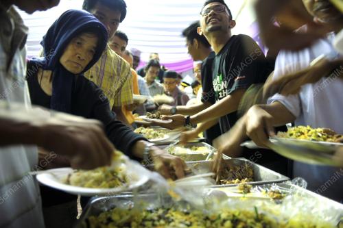 KL37_20072012_RAMADAN