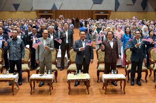 DATUK SERI ALEXANDER NANTA LINGGI