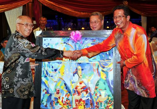 TAN SRI SANUSI JUNID