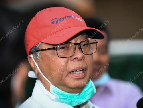 DATUK SERI ISMAIL SABRI YAAKOB