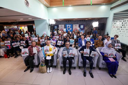 FAHMI FADZIL