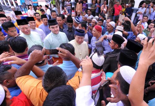 KL37_23062017_MASJID_JAMEK