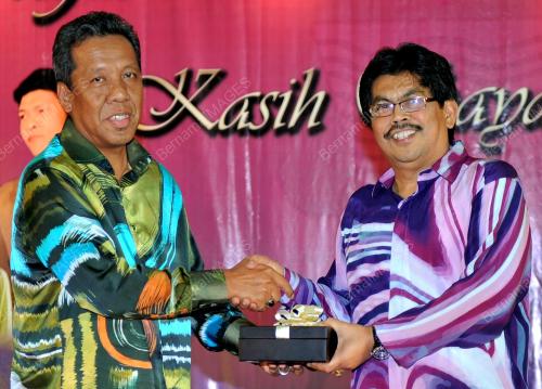 KL37_24022012_RISDA