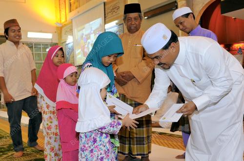 DATUK SERI JAMIL KHIR BAHAROM