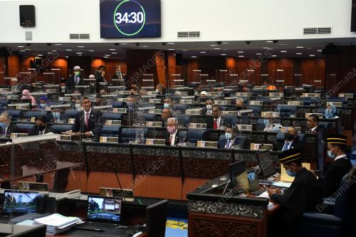 PERSIDANGAN PARLIMEN PENGGAL KETIGA