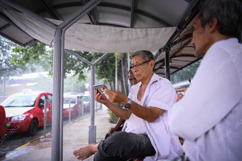 TINJAU PRIHATIN