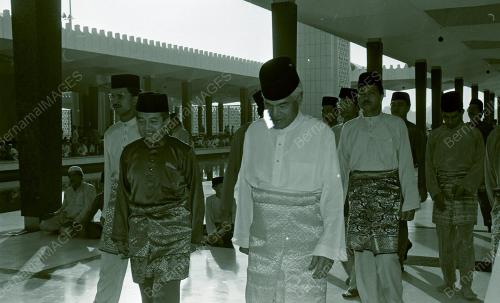 SEMBAHYANG HARI RAYA DI MASJID NEGARA