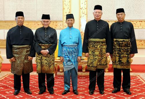 KL37_28022014_AGONG