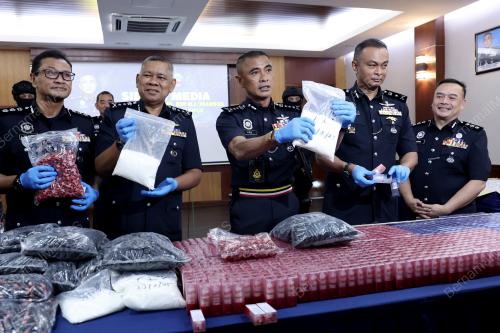DATUK FADIL MARSUS