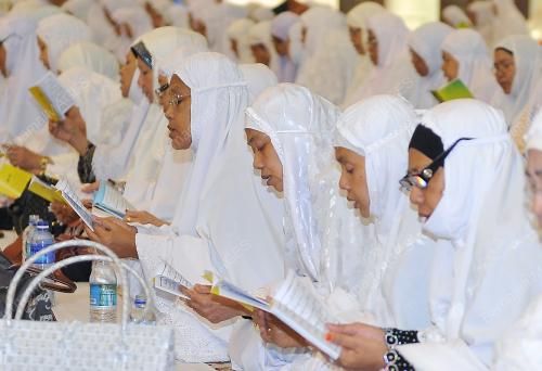 KL37_31012012_BACAAN_YAASIN